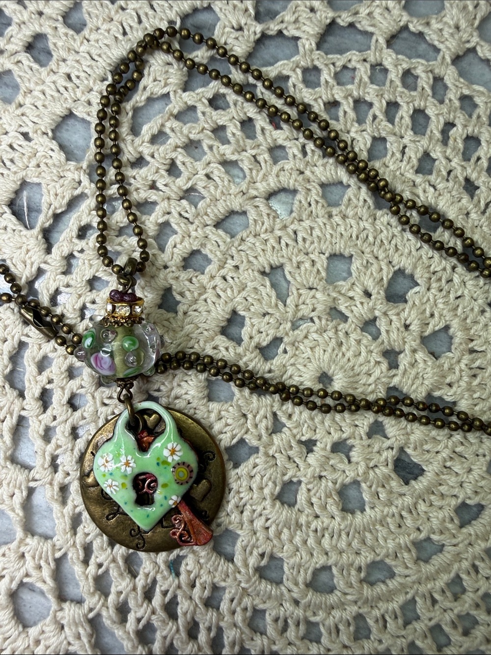 Vintage-Inspired Green Heart Locket Pendant 26” Necklace